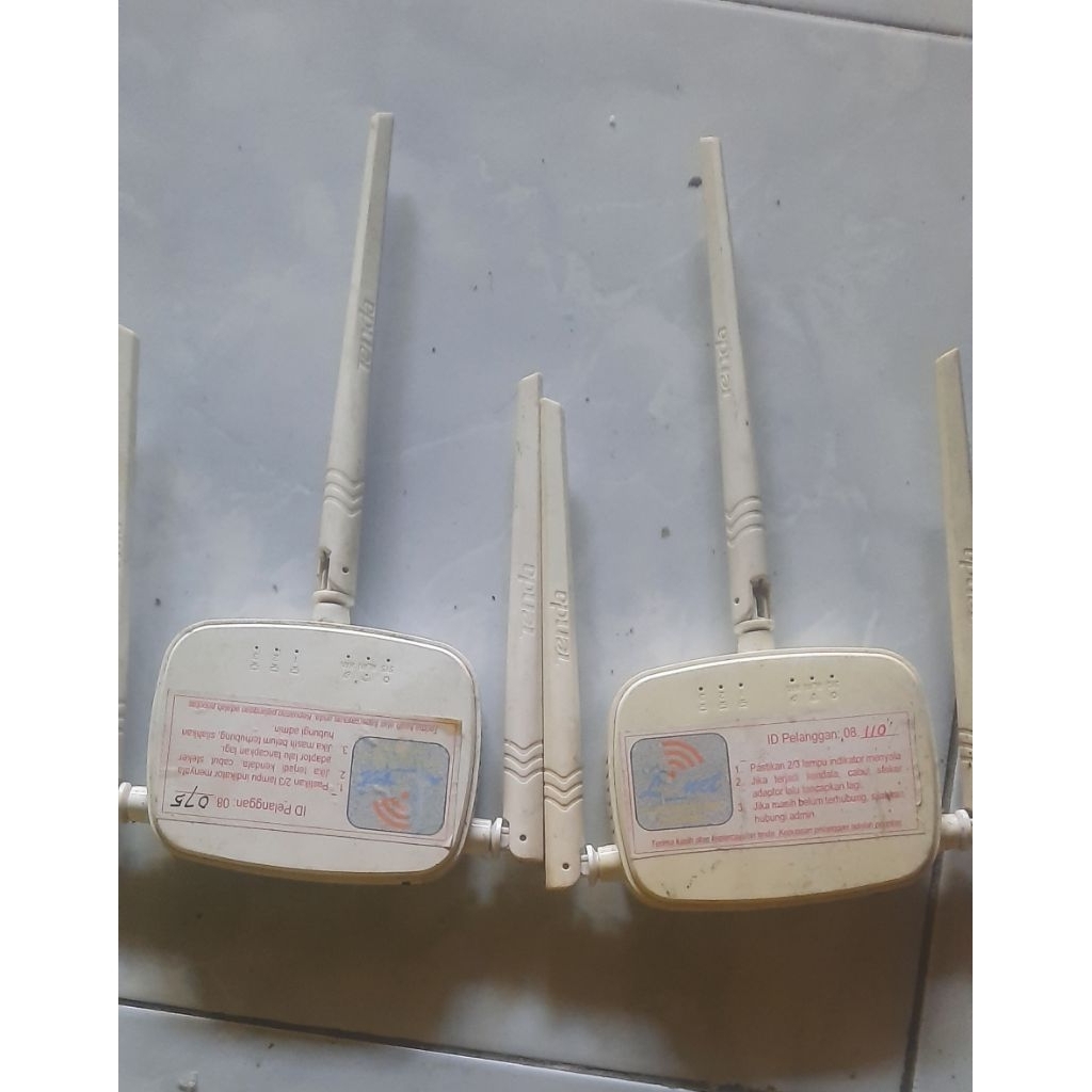 Router Tenda N 318 rusak