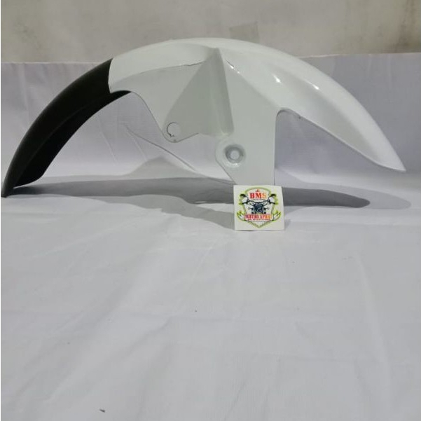 spakbor depan Yamaha Vixion NVL putih