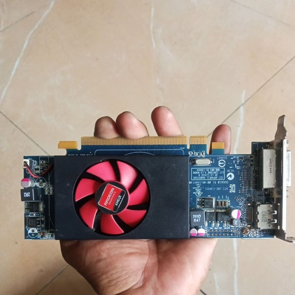 VGA AMD Radeon HD 8490 1GB DDR3 64-Bit cocok untuk PC Mini SFF