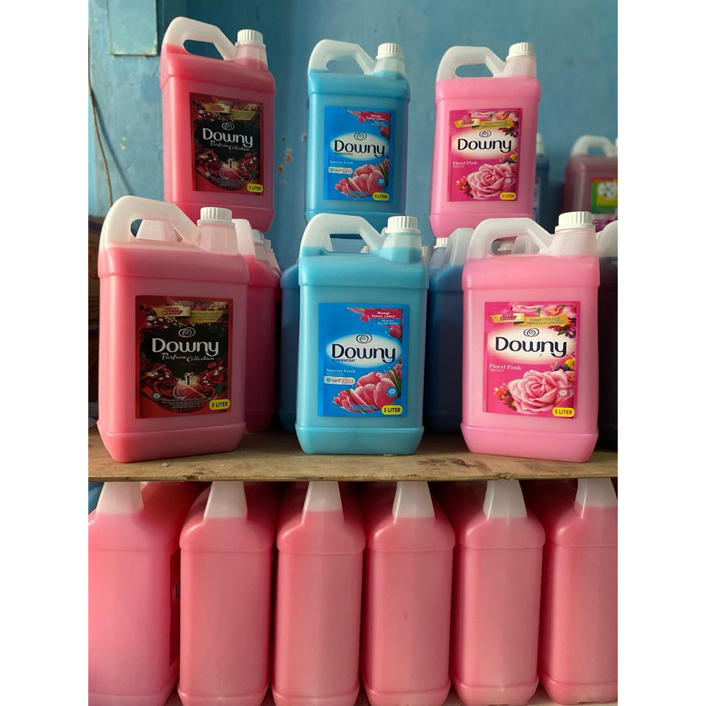 Downy pewangi pakaian 5 Liter,Pelembut/Pelicin/Pewangi pakaian Terlaris harga terjangkau
