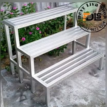 Rak pot bunga susun 3