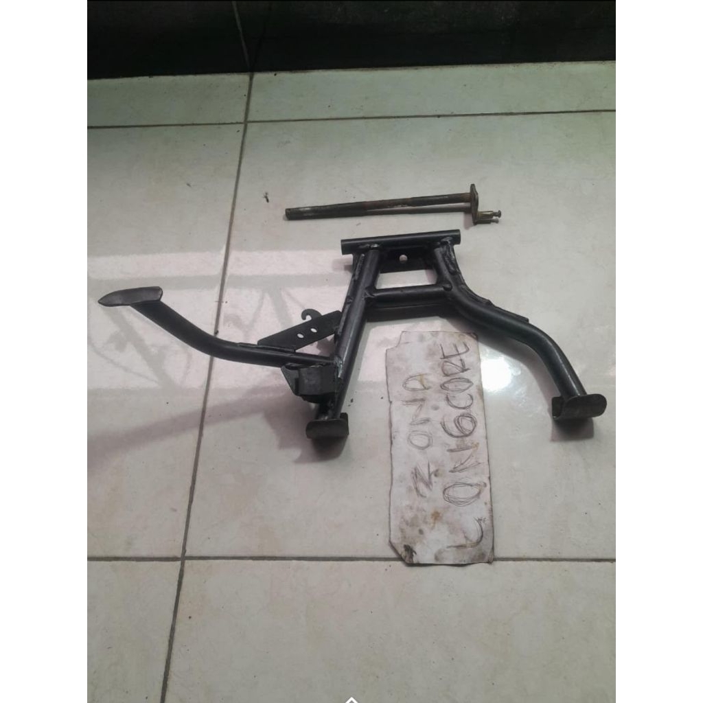 standar tengah beat karbu 2012 original copotan