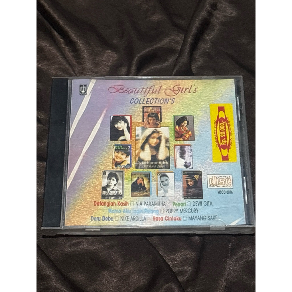 CD ALBUM VA BEAUTIFUL GIRLS COLLECTION NIKE ARDILLA DEWI GITA POPPY MERCURY MAYANG SARI ORIGINAL