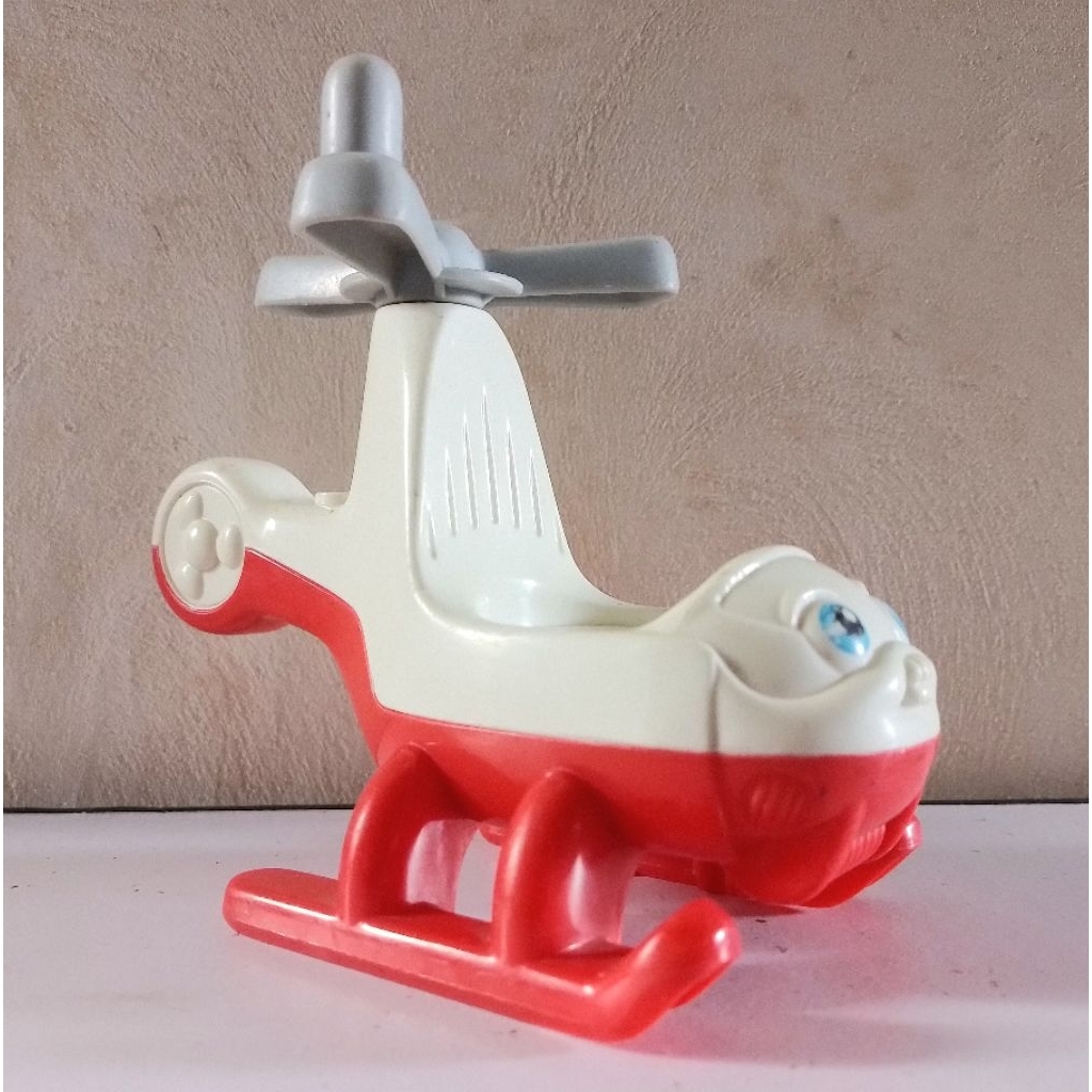 FISHER PRICE LITTLE PEOPLE HELICOPTER FIGURE
