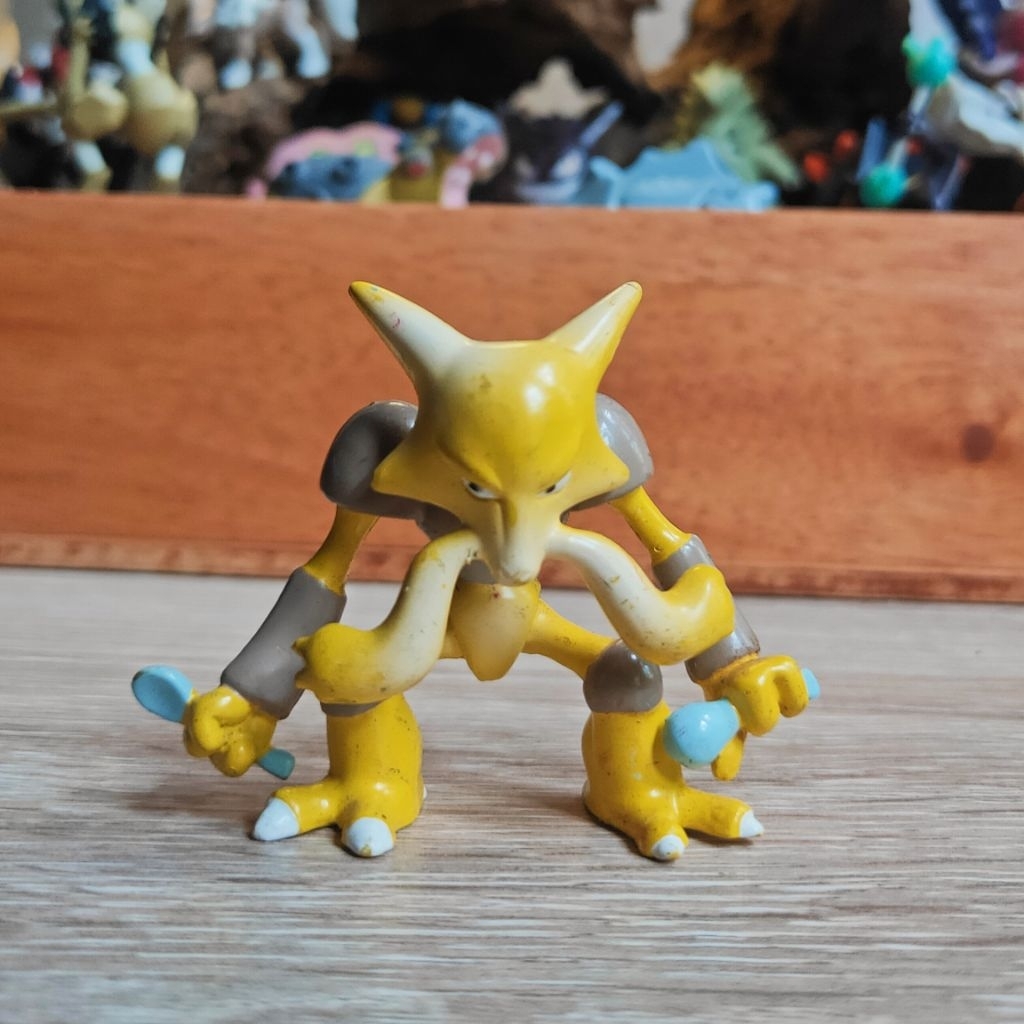 figure pokemon Alakazam Nintendo Tomy auldey