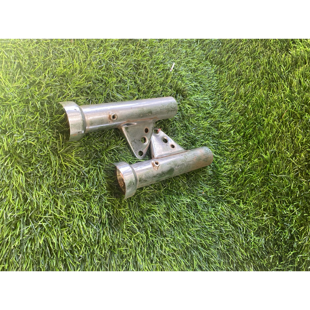 PANGKON LAMPU DEPAN CB