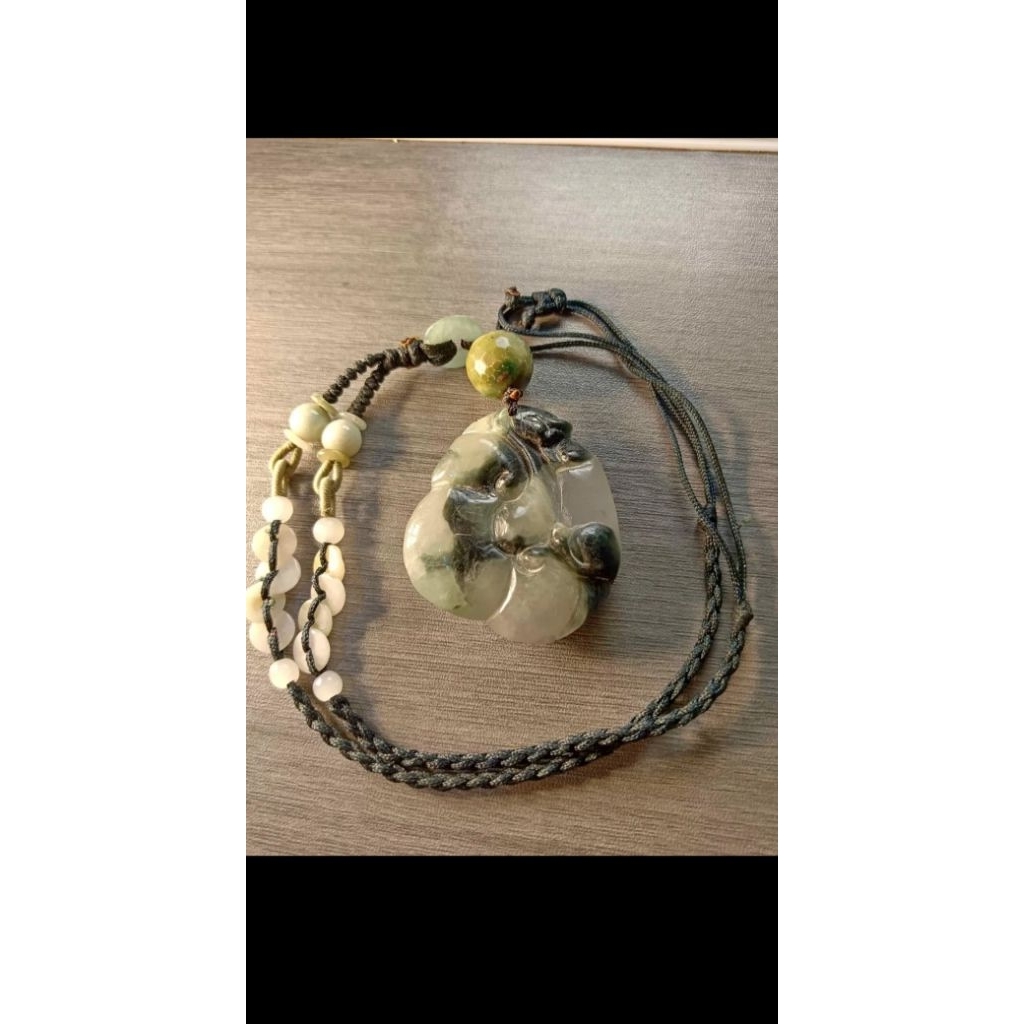 kalung batu giok lawasan