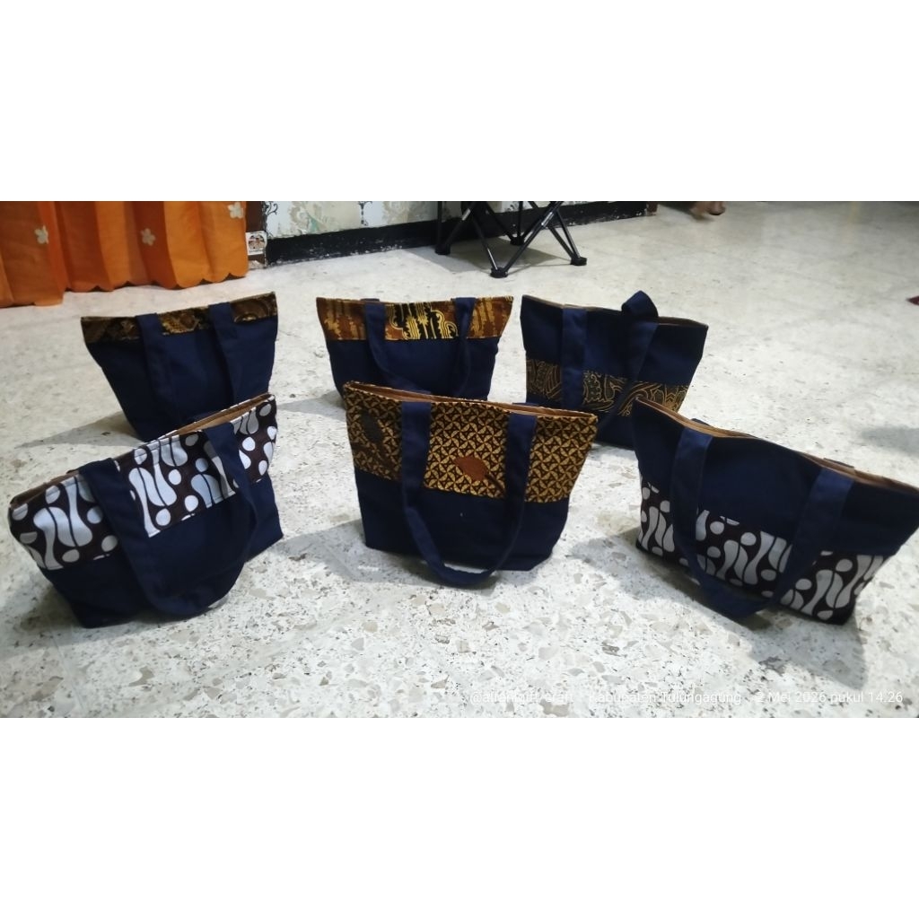 TAS BATIK /TOTEBAG BATIK / TAS JINJING / TAS PERCA