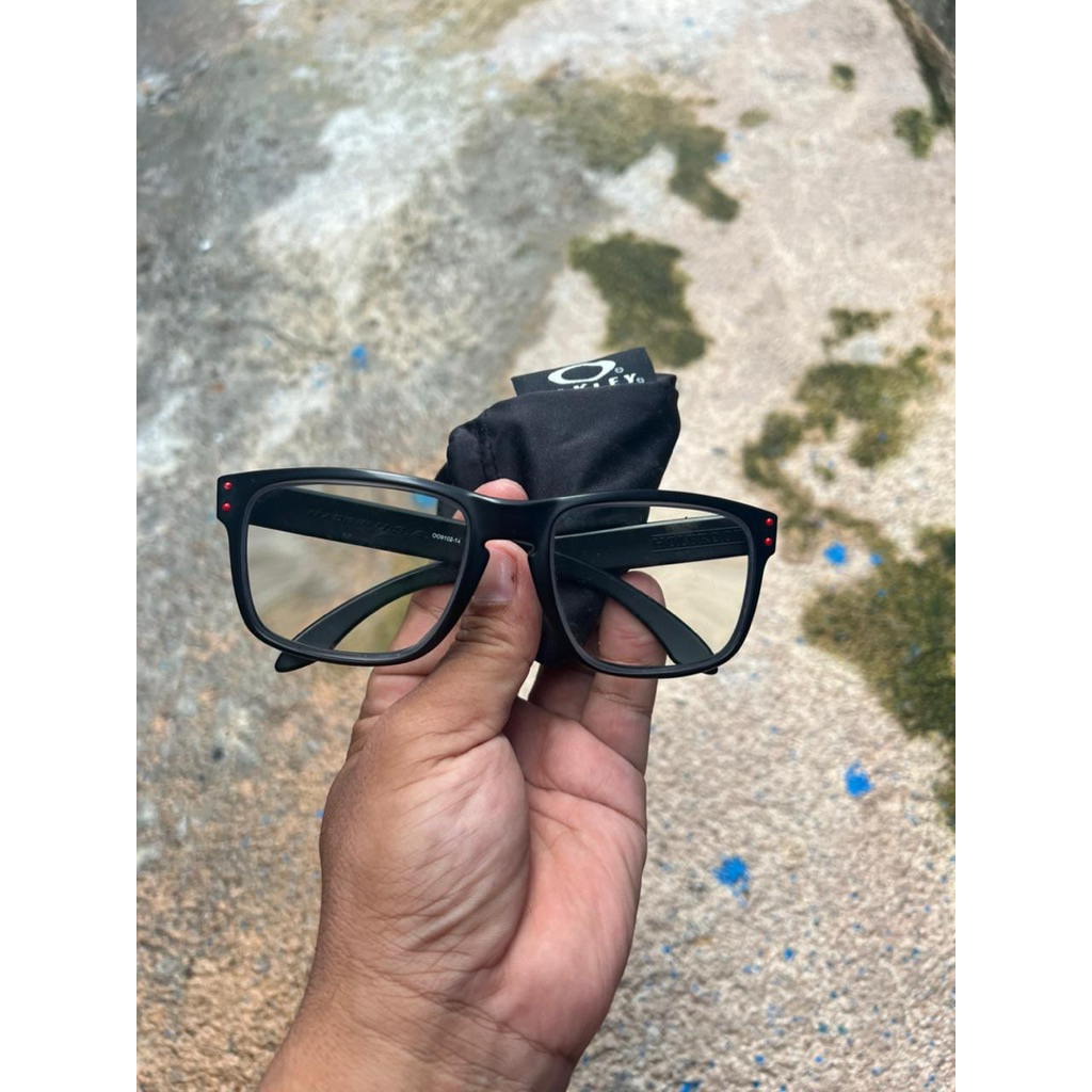Kacamata Oakley Holbrook original USA