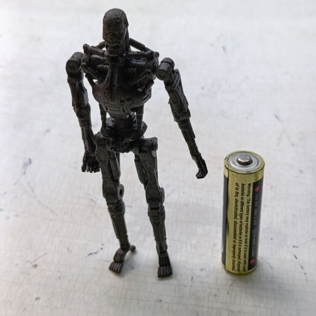 FIGUR TERMINATOR SALVATION ENDOSKELETON T-800