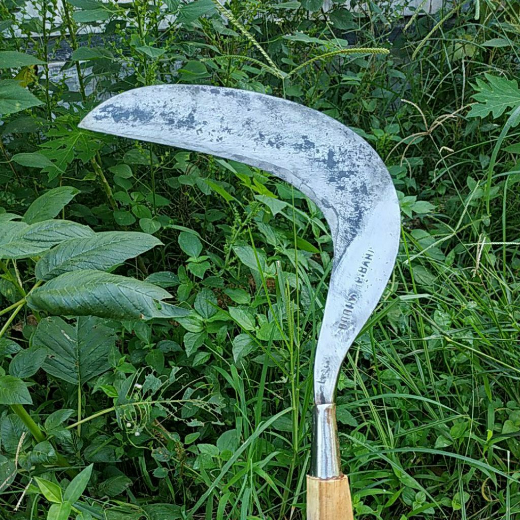 SABIT RUMPUT CAP MBODO khas malangan (ukuran tanggung)