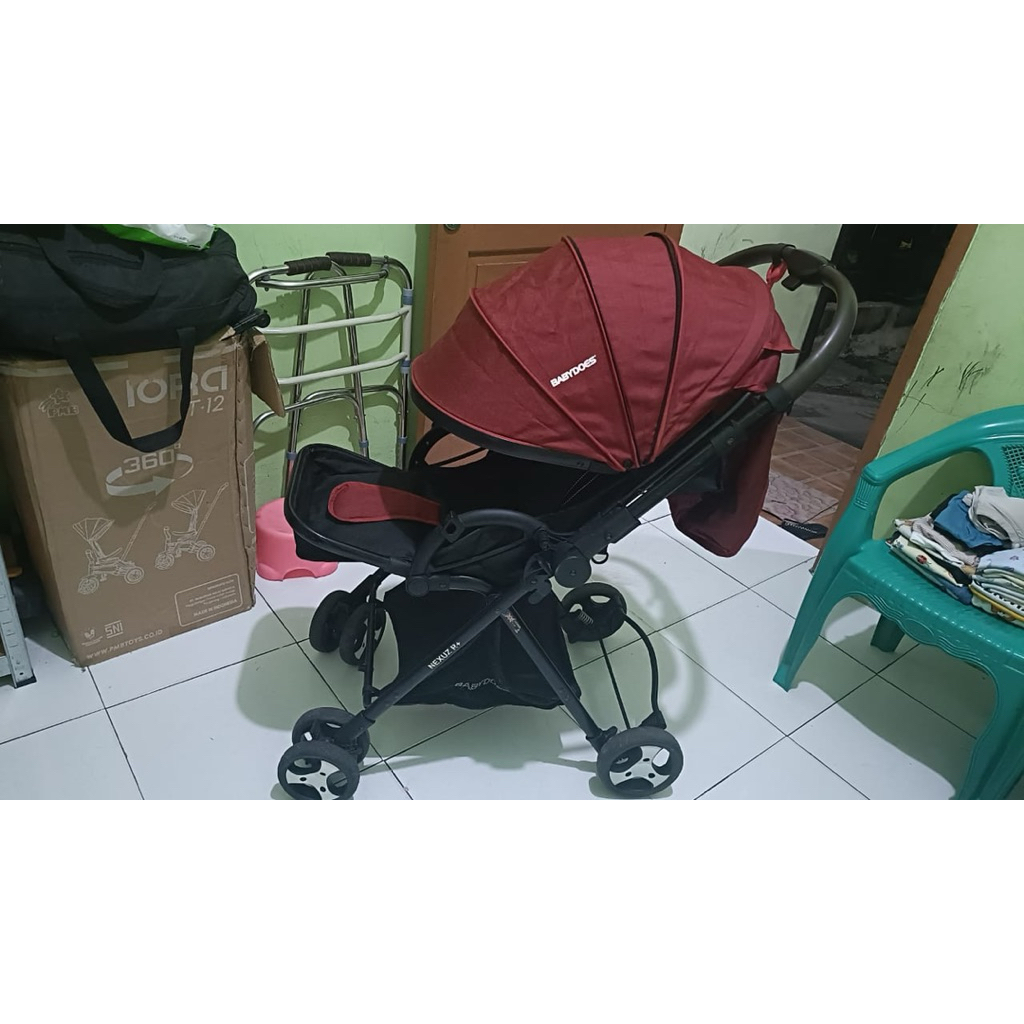 Jual Preloved-Babydoes Maltoz CH-BL 821SN Reversible Luxurious Stroller