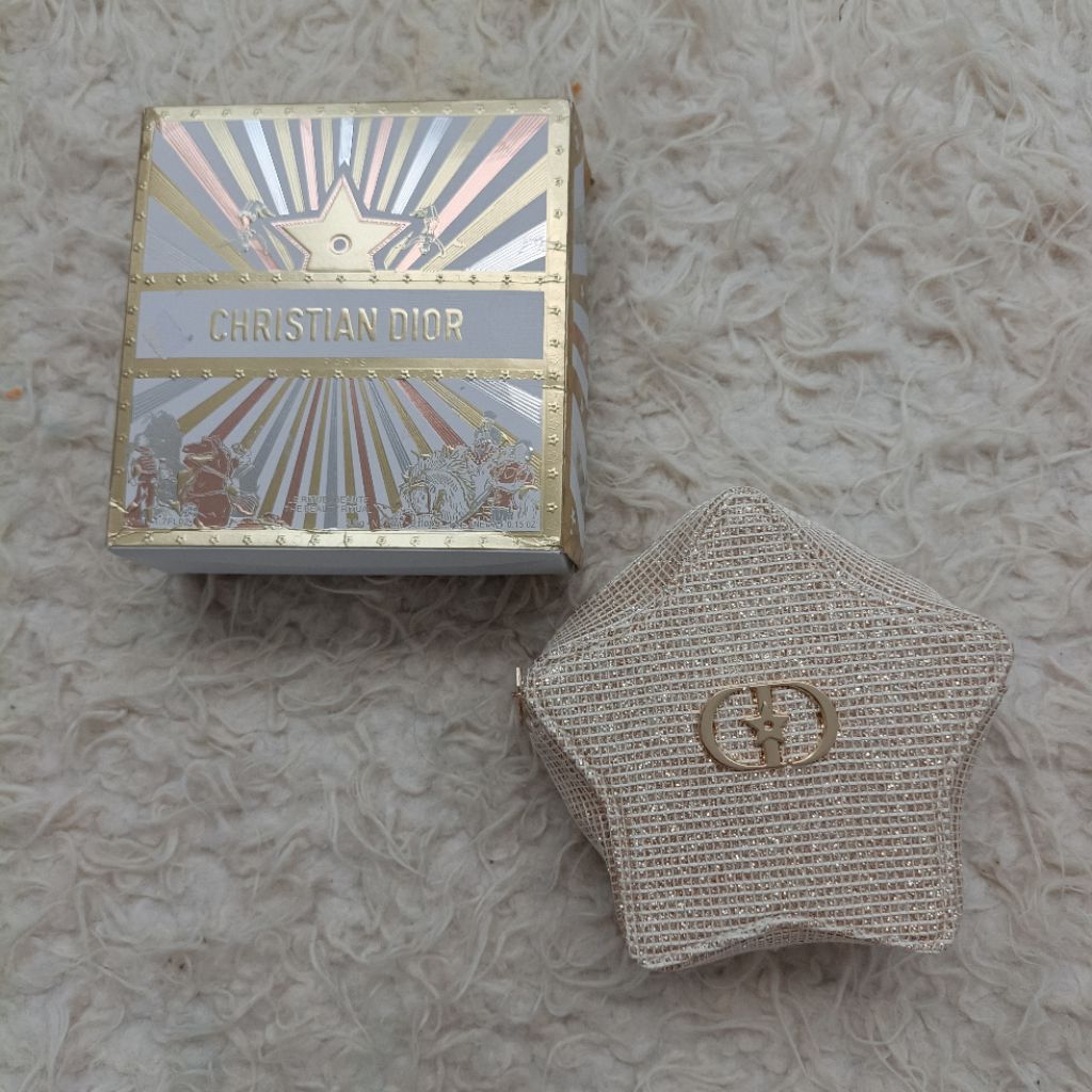 Dior beauty holiday 2025 star gold pouch ex vip gift make up bag