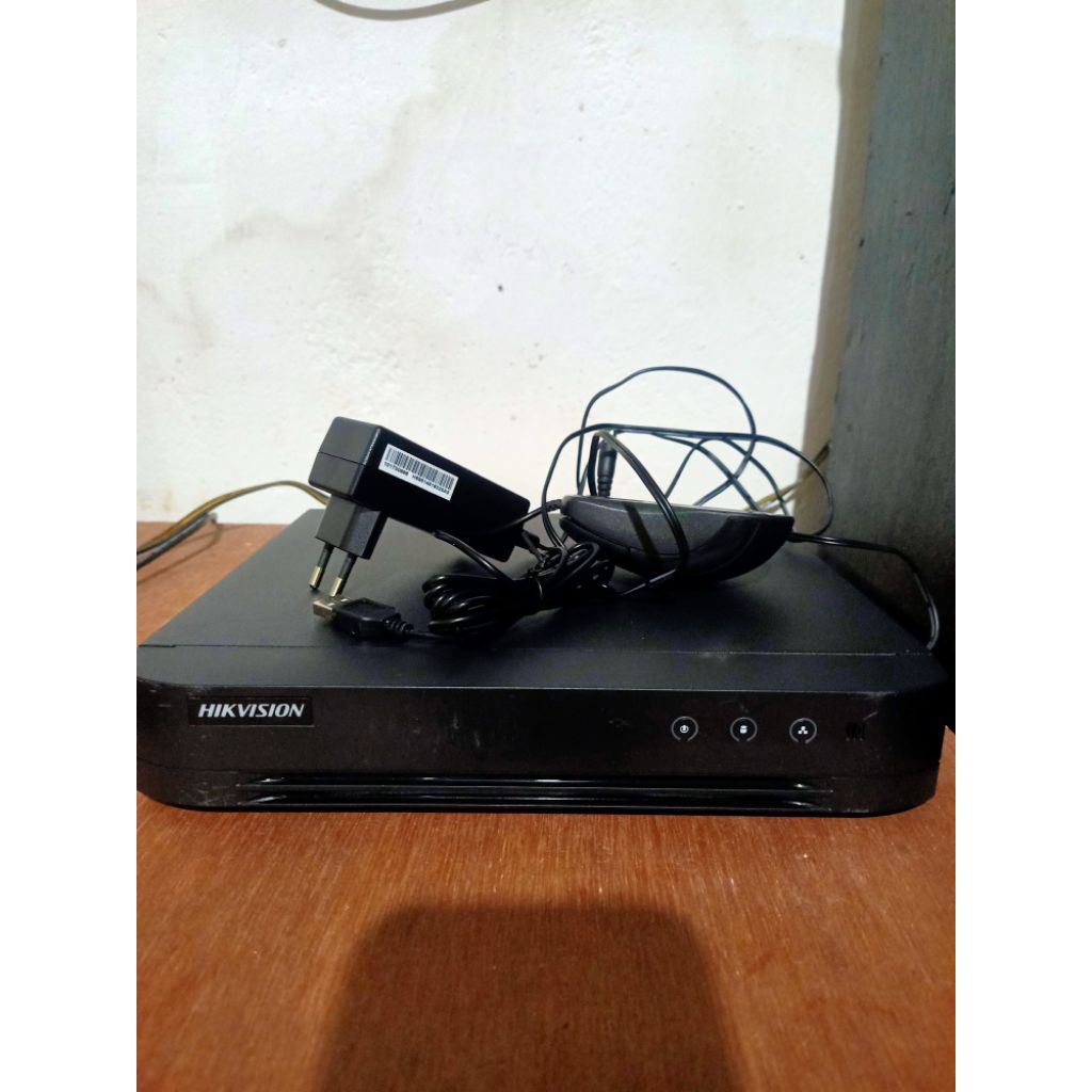 DVR HIK VISION 8 CHANELL