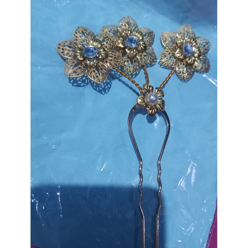 cucuk sanggul modern bunga kembang goyang//accessories