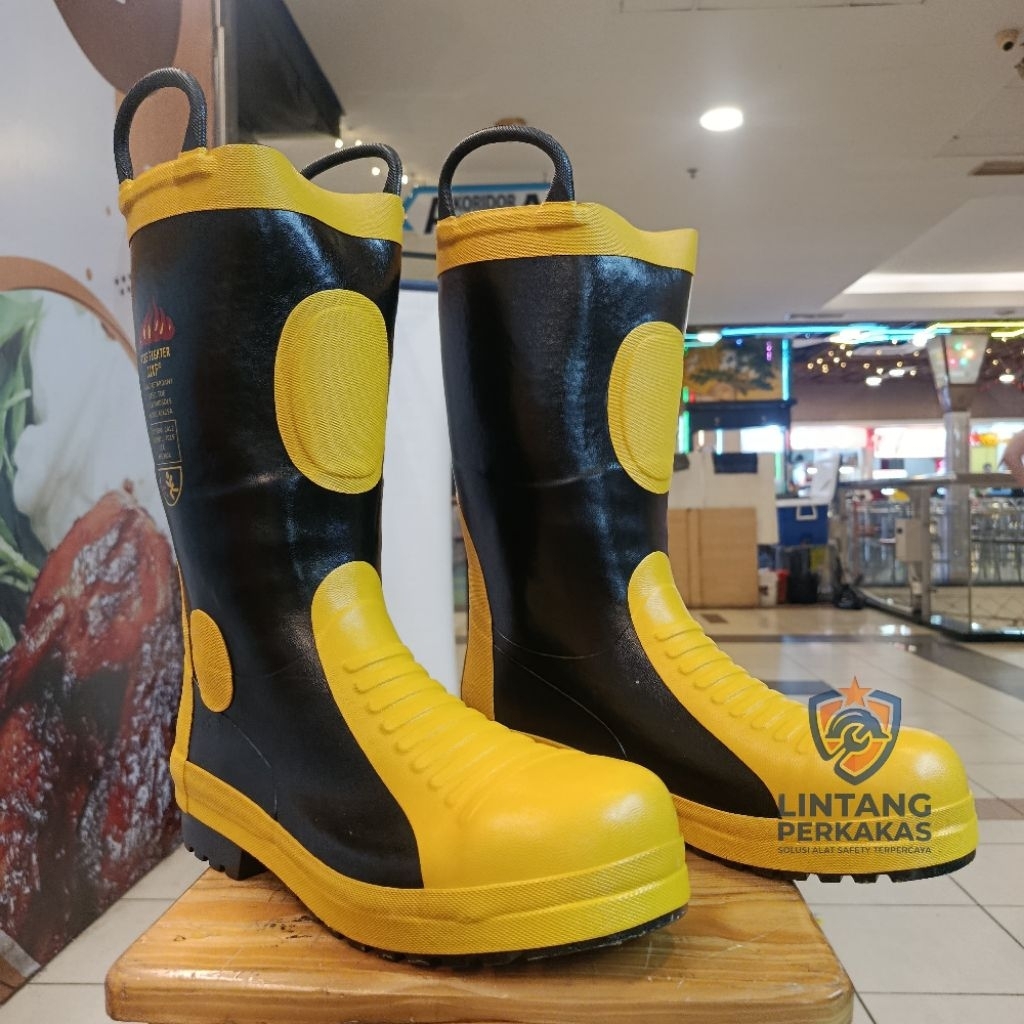 Sepatu Pemadam Kebakaran Harmit / FireMen Boot / Sepatu Damkar / Safety Fire Boot - 41