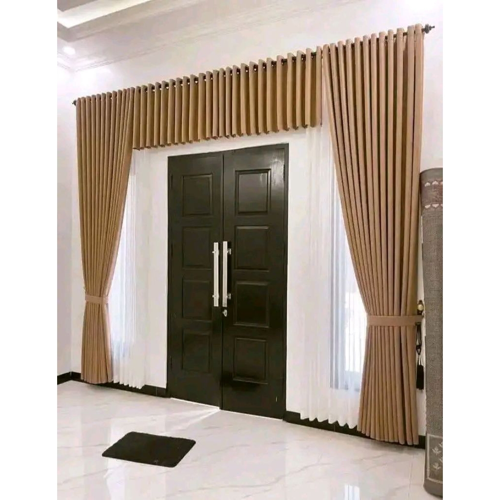 Gorden Poni Pintu Tengah Depan