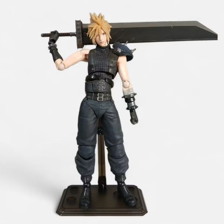 Play Arts Final Fantasy 7 Remake Cloud Strife