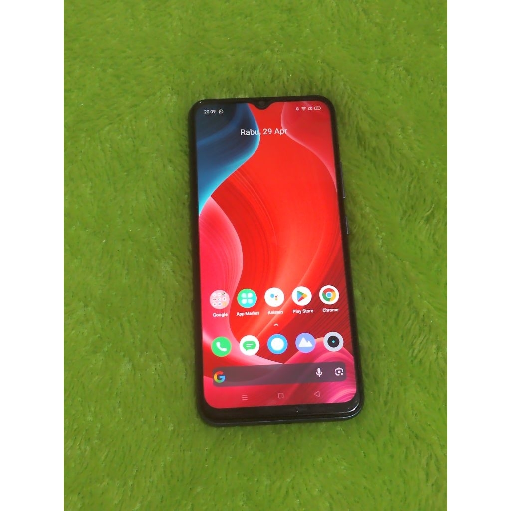Realme C12 ram 3/32 kondisi normal semuanya siap pake mulus no minus kelengkapan hp charger saja