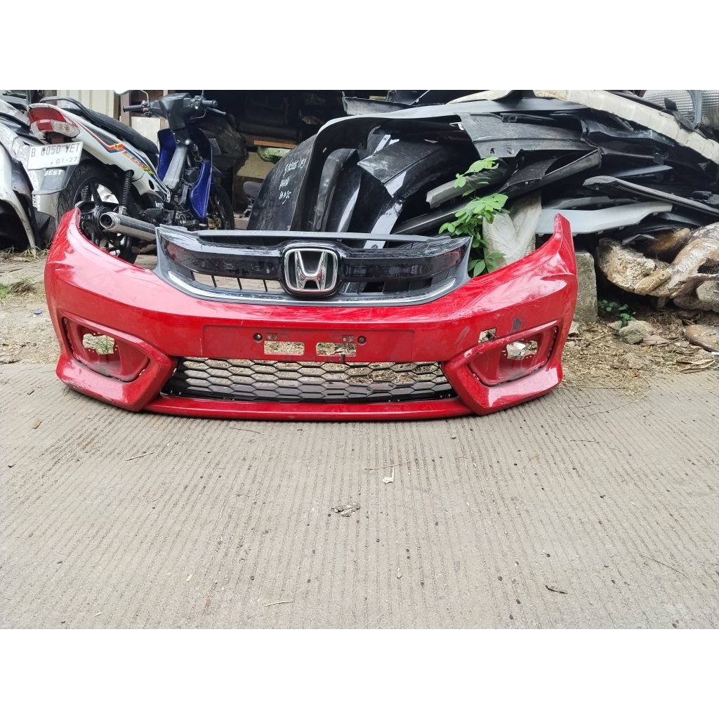 bemper depan Brio 2014-2018 original. bemper depan brio RS 2014-2018 original