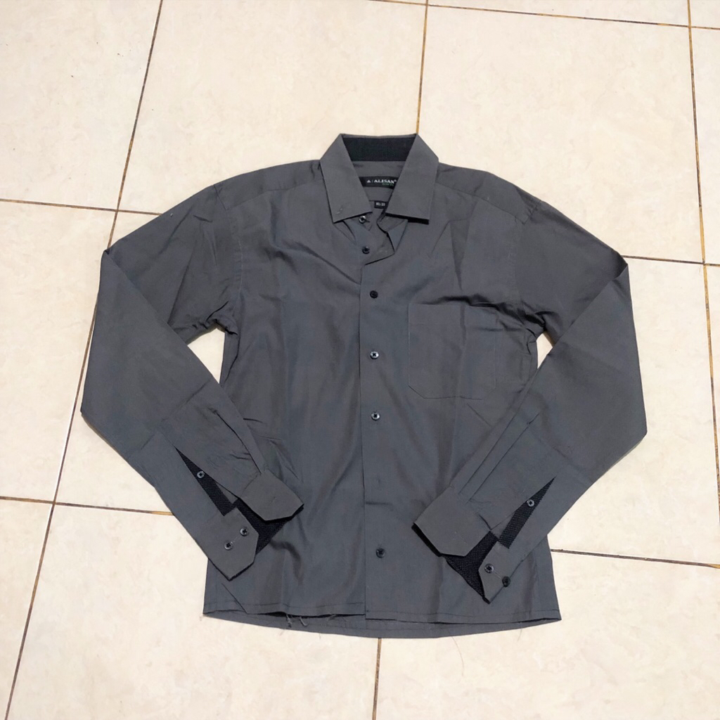 Alisan slimfit grey kemeja lengan panjang abu abu