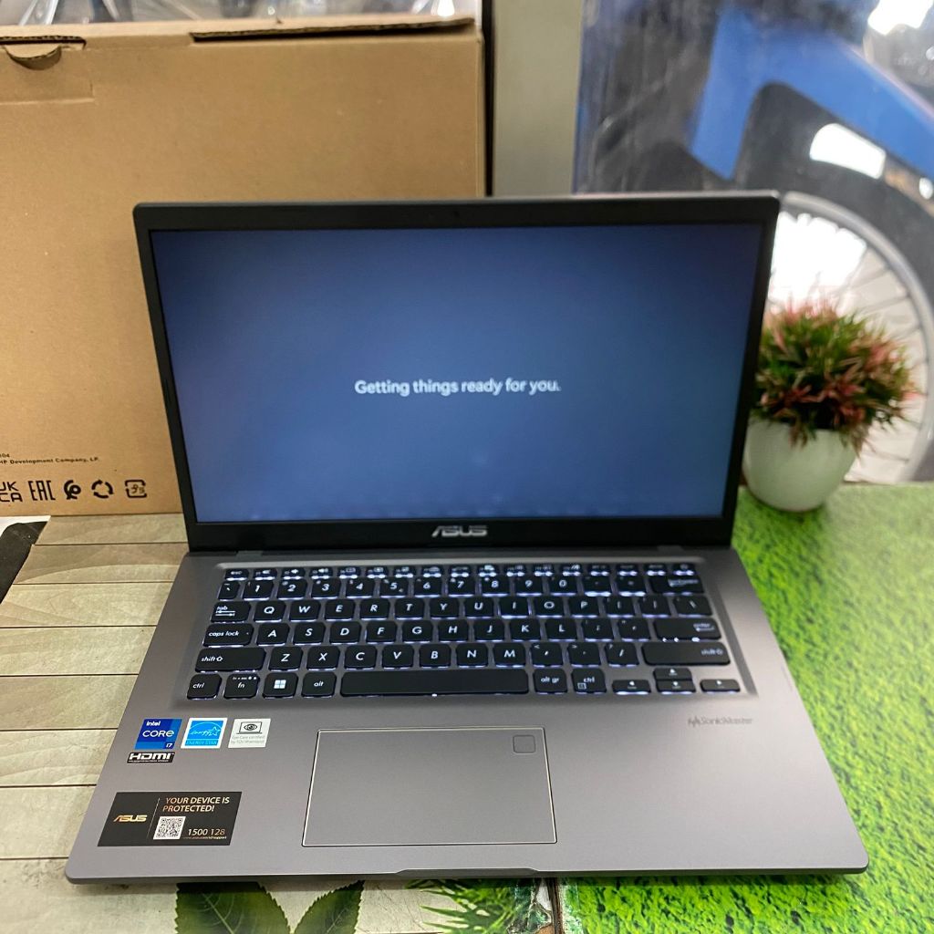 New Asus Expertbook P1412CEA Core i7-1165G7 8GB 512GB 14” FHD Windows 11