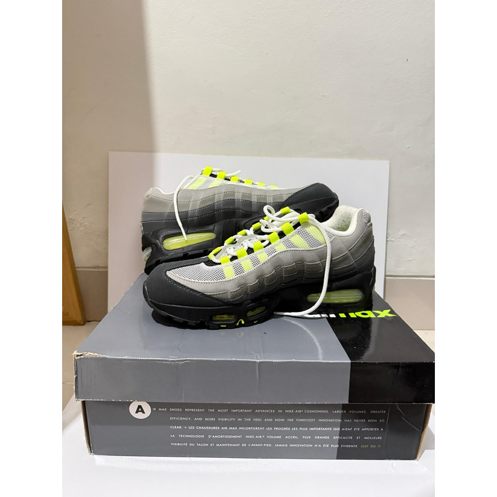 Sepatu Air Max 95 Nike Shoes