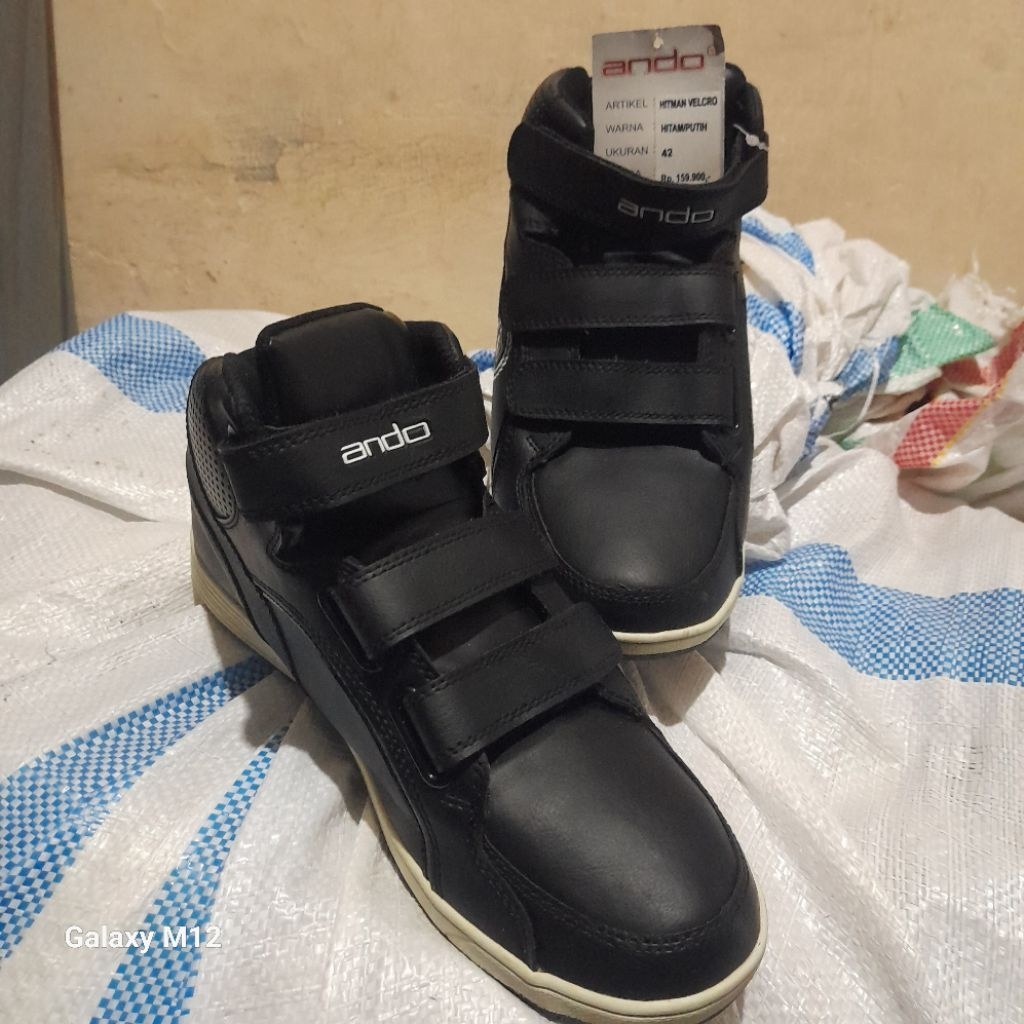 sepatu dewasa ando hitman velcro