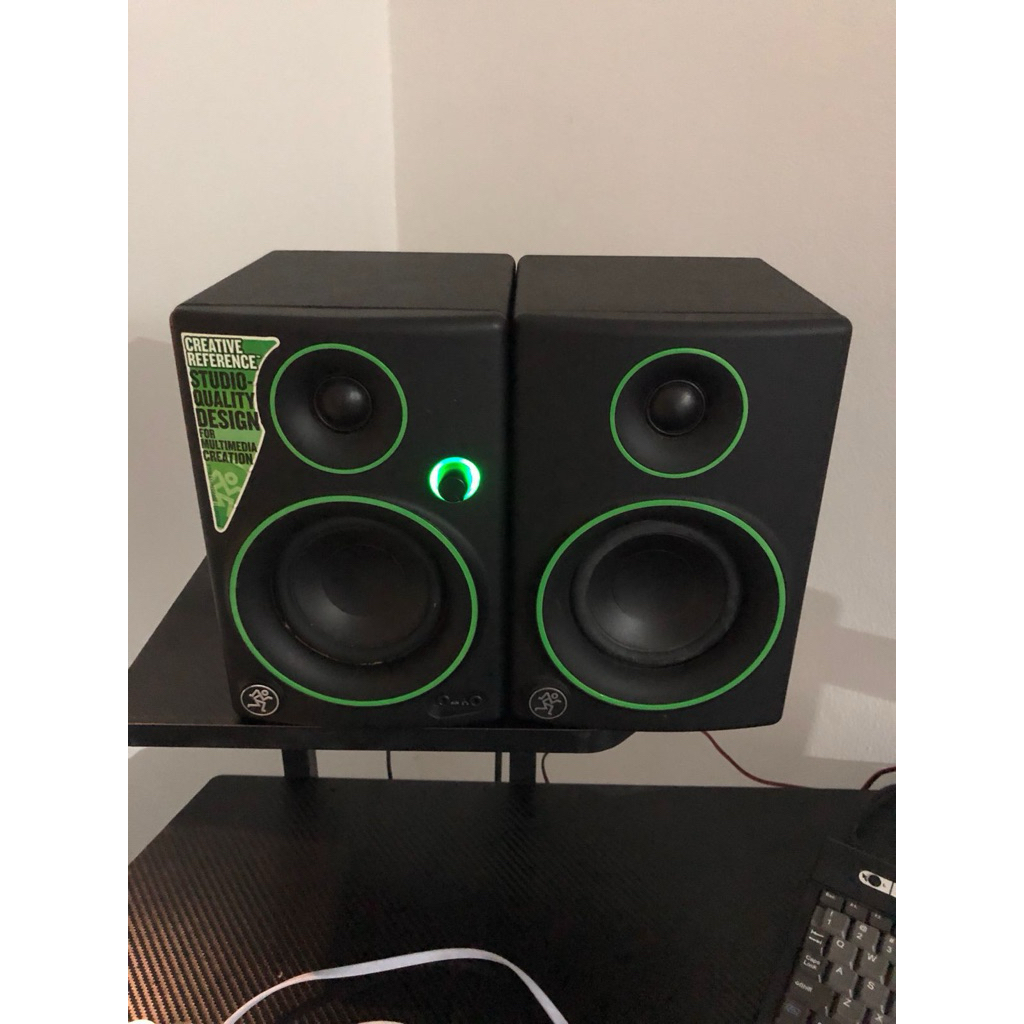 Speaker Mackie Cr 3