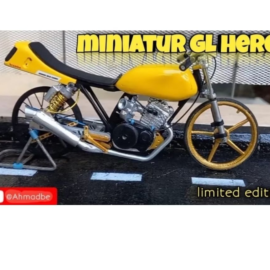 miniatur motor gl pro herex bisa di bongkar pasang scala1:16