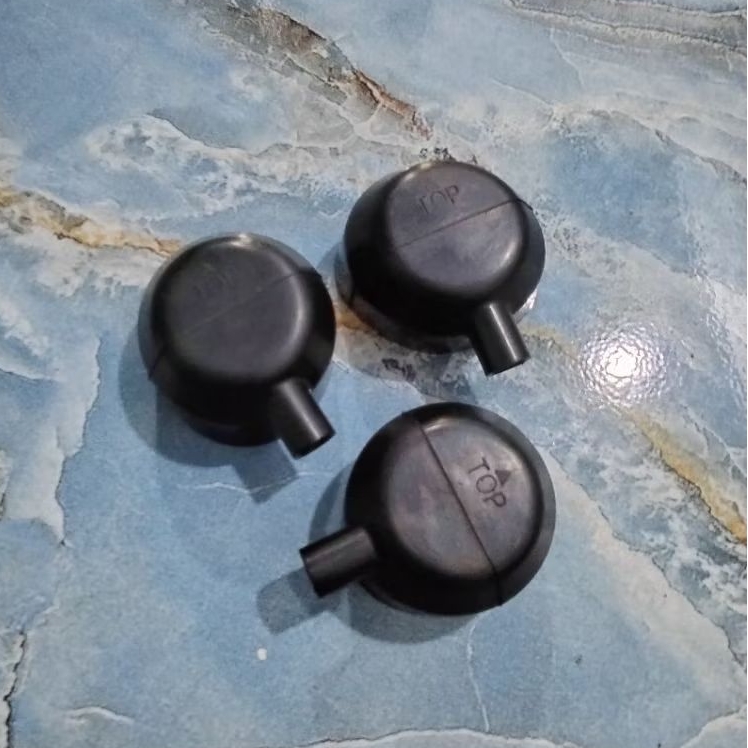 Karet dudukan kabel rumah bendik spidometer motor-mobil merk Stanly produk seperti di gambar  (1pcs)