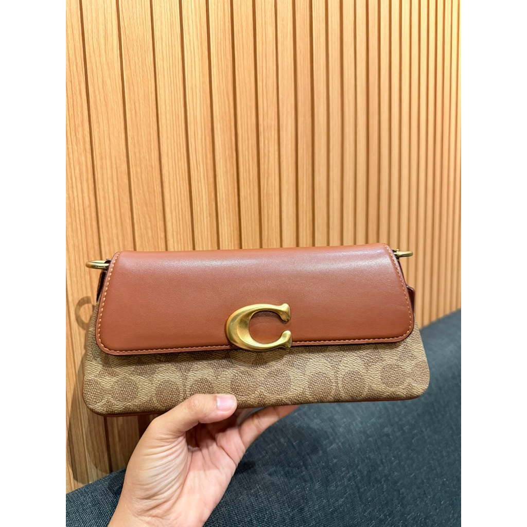 PRELOVED COACH JET SHOULDER BAG