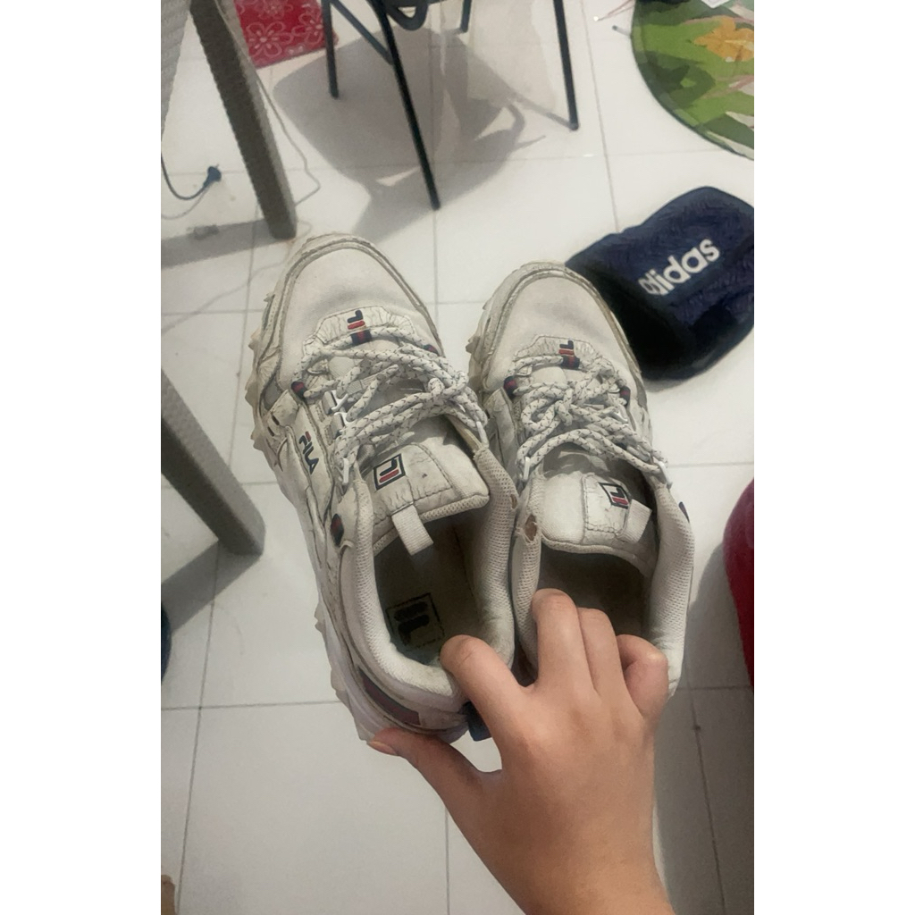 Sneakers Wanita Putih - Model DF694, Desain Elegan, Nyaman Dipakai, Ukuran 37-40