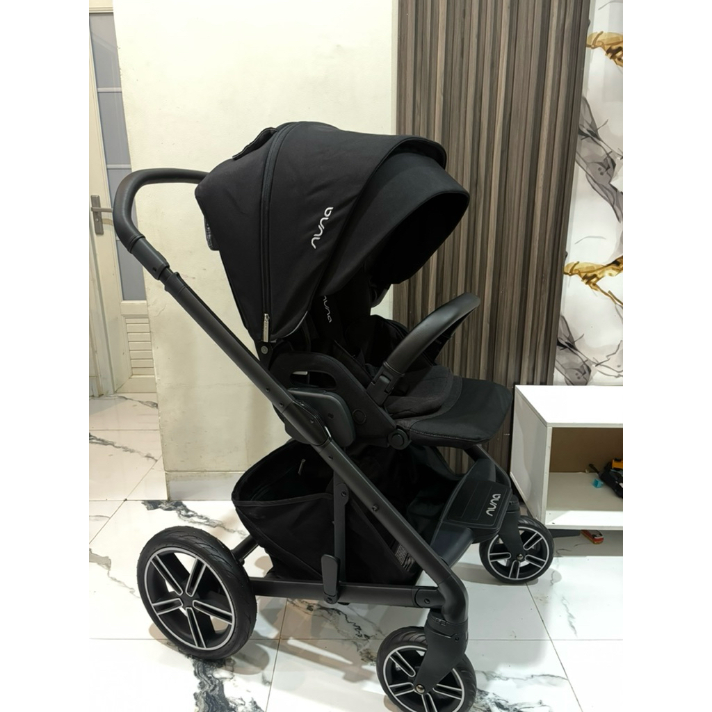 stroller nuna MIXX2 caviar
