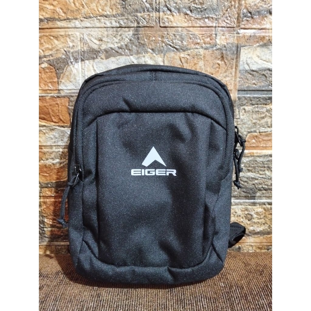tas selempang eiger