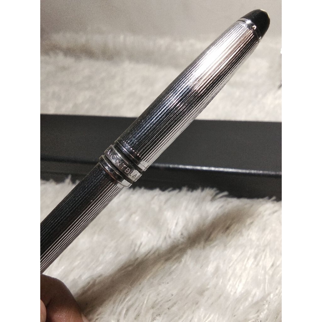 pulpen Montblanc maesterstuck