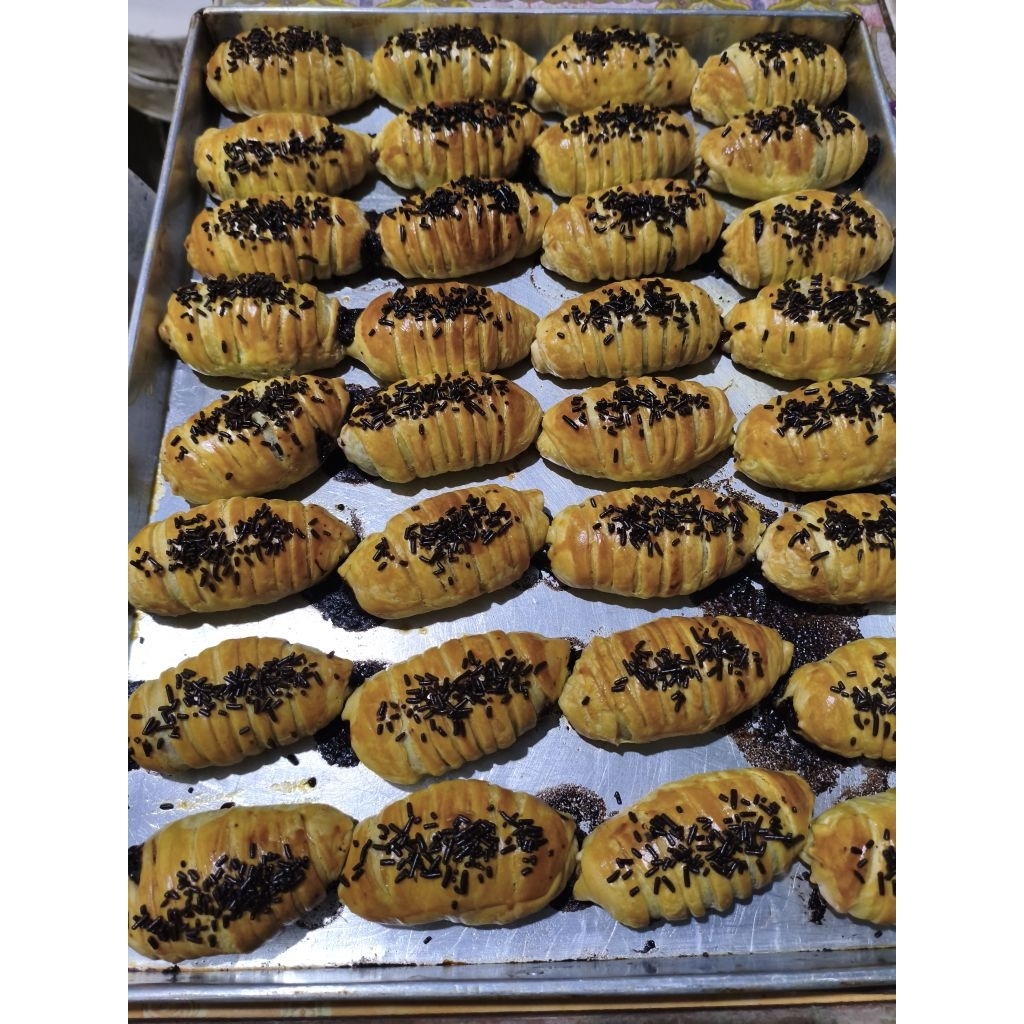 Pia Keju, Coklat, CoklatKeju, Kacang Ijo, Pisang Coklat