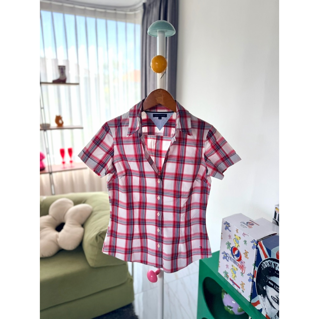 Kemeja Tommy Hilfiger