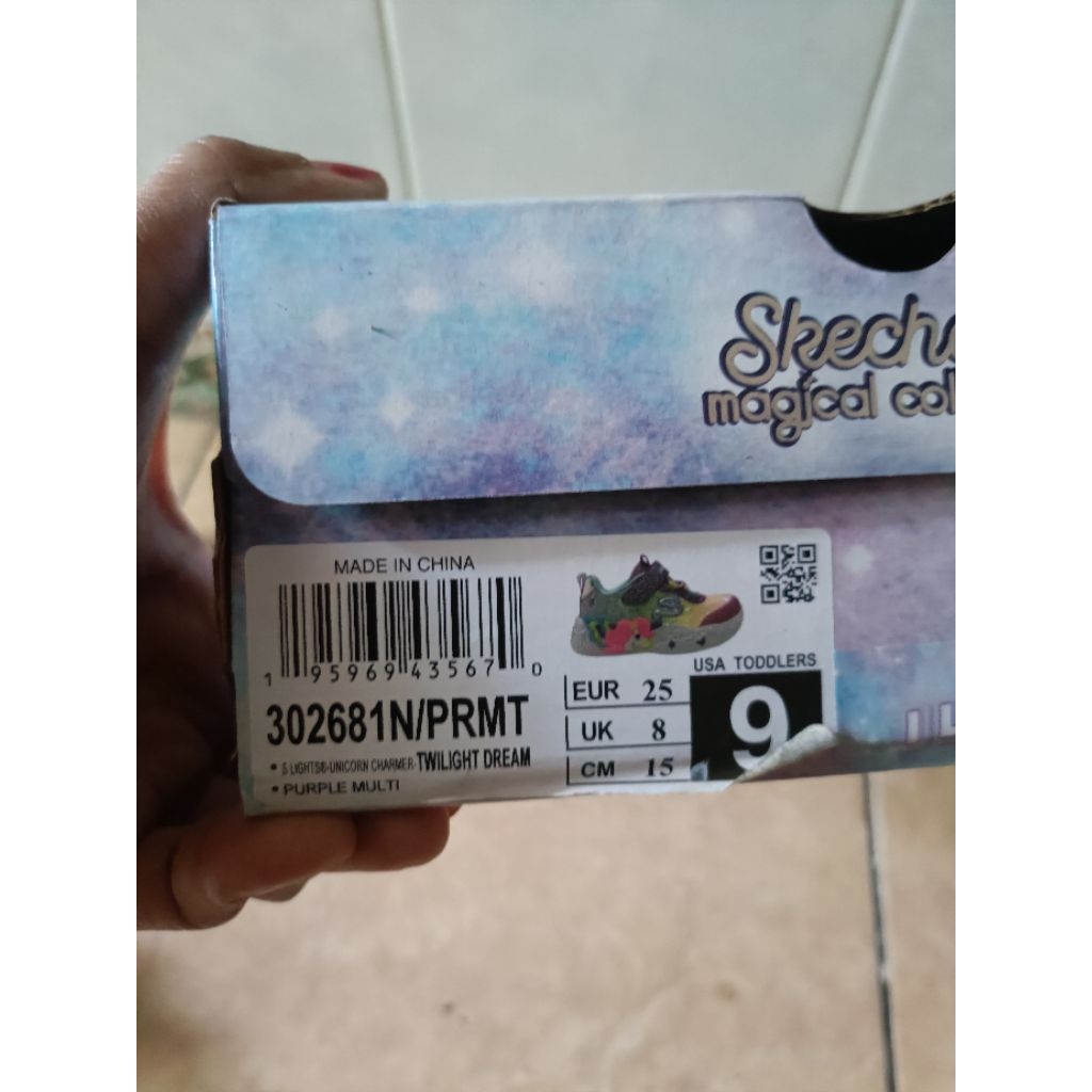Skechers anak girl