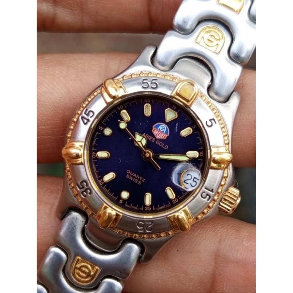 Jam Tangan Aries Gold