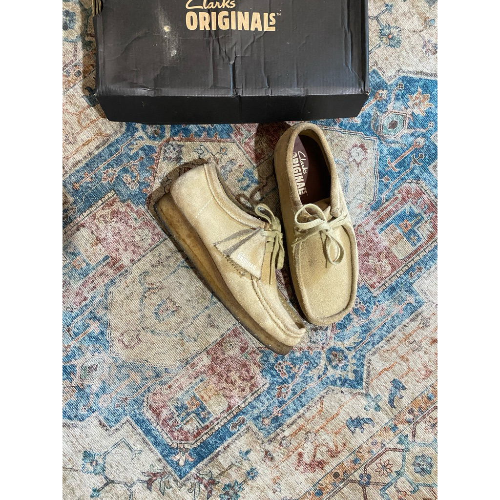 Clarks Wallabee Maple