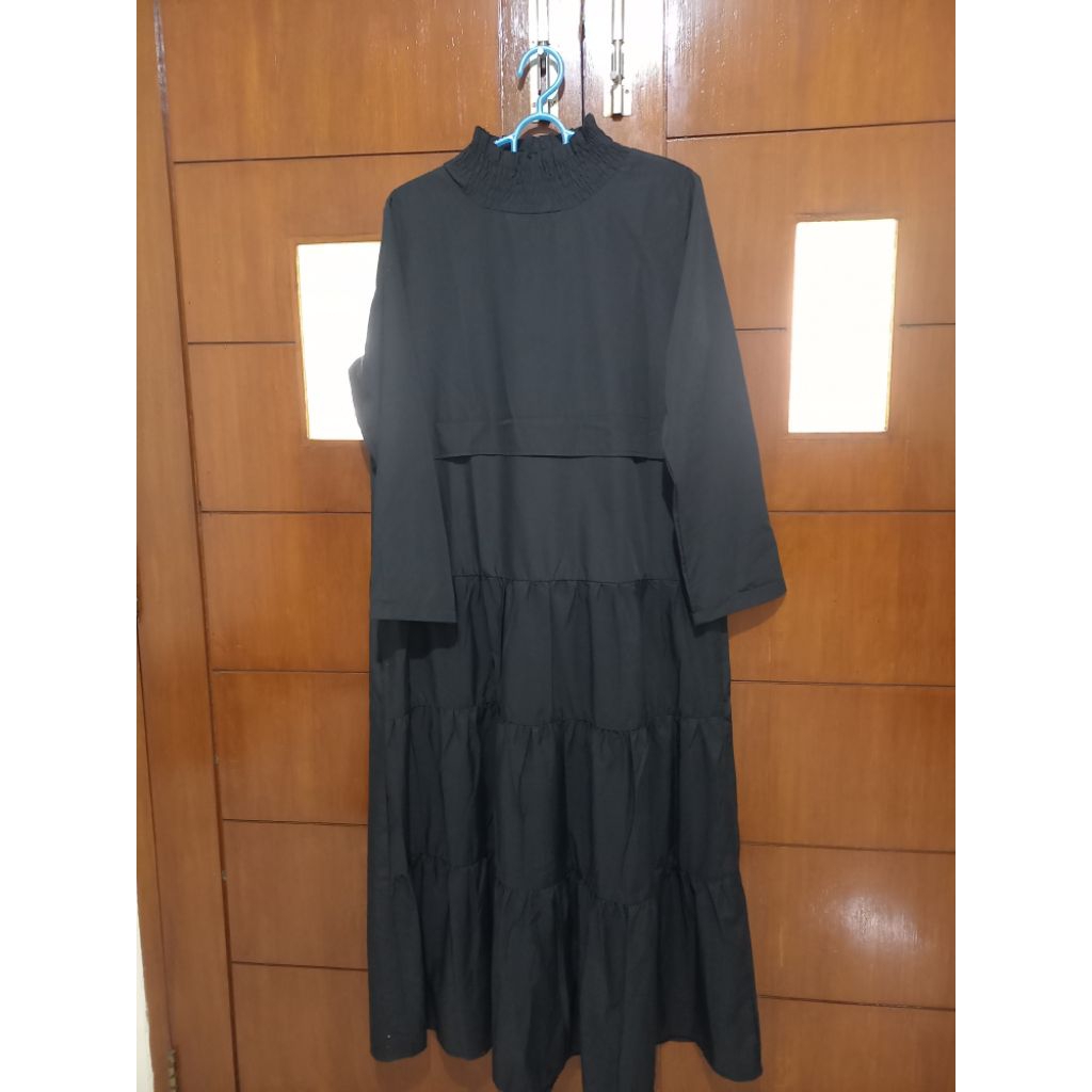Long dress branded cantik dari Zanzea  preloved pribadi bukan baranh bal. bahan katun mix. no minus 