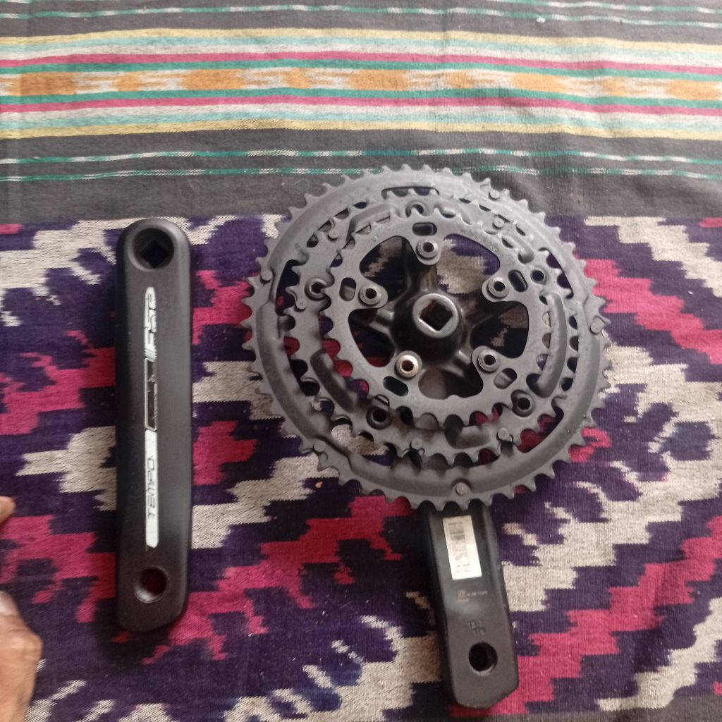 crank triple 3 speed FSA tempo