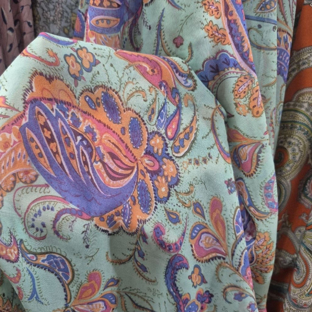 kain sifon silk motif-kain sifon silk motif bunga premium-kain sifon silk motif premium