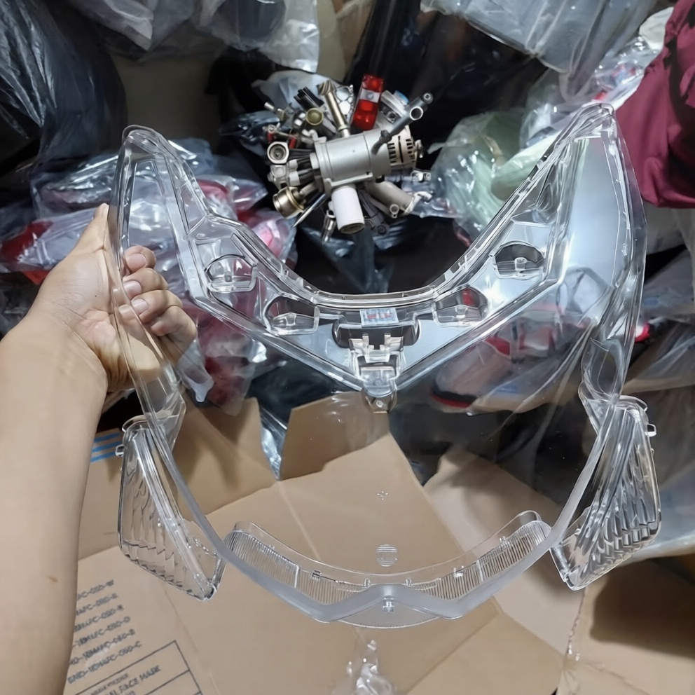 Mika Lampu Depan / Kaca Lampu Depan Yamaha Xeon RC ( 2013-2016 ) Merk Win