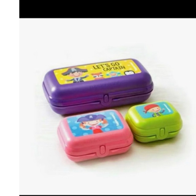Oyster tupperware