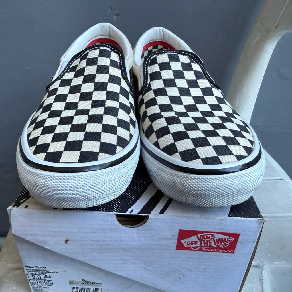 Sepatu sneakers skate pria 42