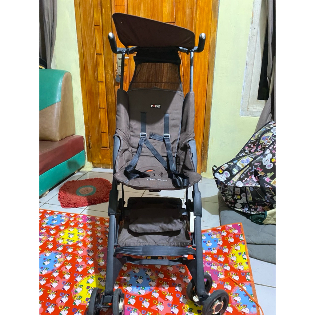 stroller coklat pockit preloved