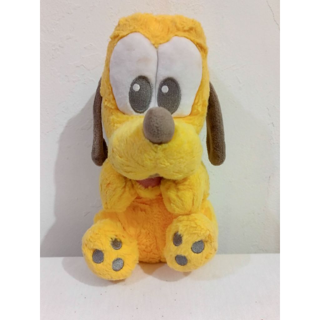 boneka pluto