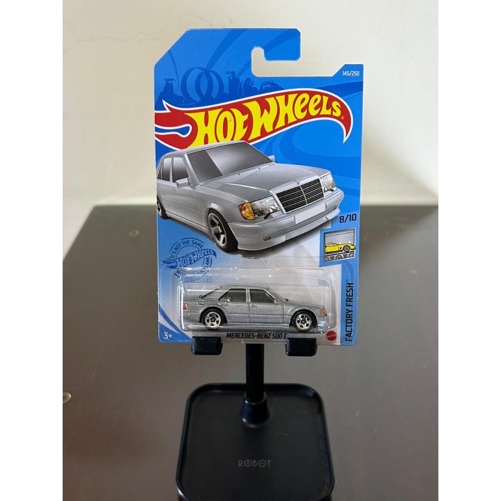 Hot Wheels - Mercedes - Benz 500 E